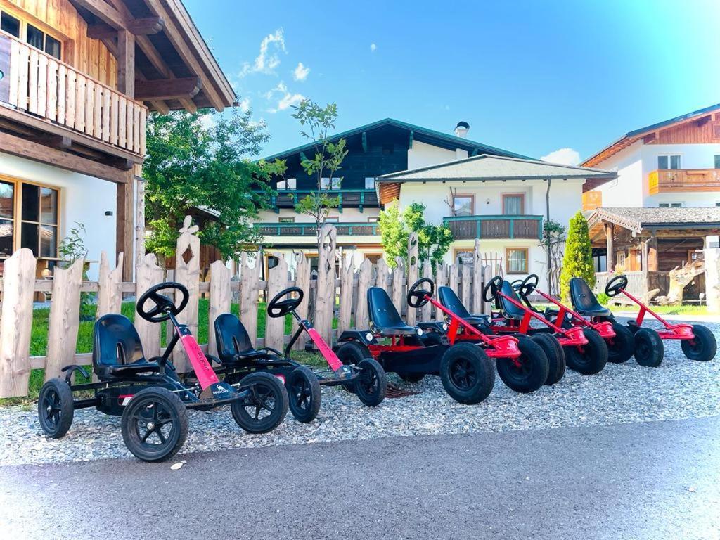 Sieglhub Chalets - Appartements - Hotel 플라차우 외부 사진