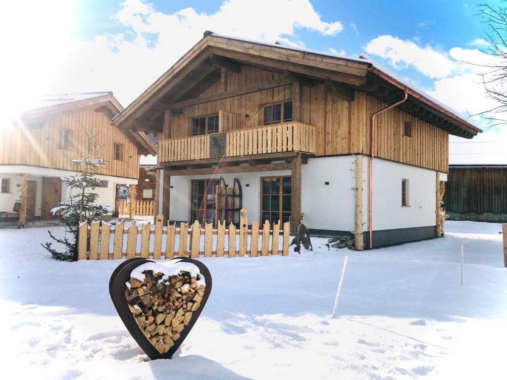 Sieglhub Chalets - Appartements - Hotel 플라차우 외부 사진